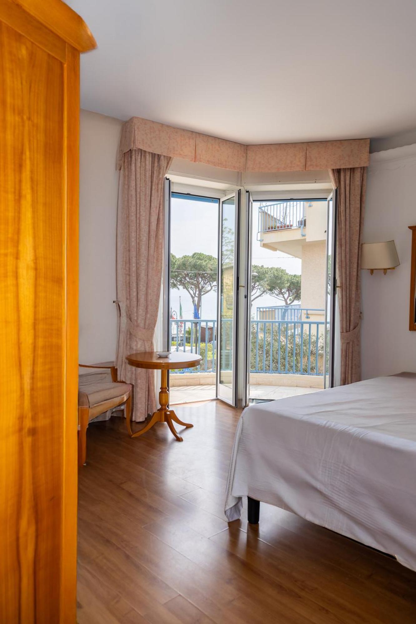 Hotel Majestic By Lvg Hotel Collection Alassio Eksteriør billede
